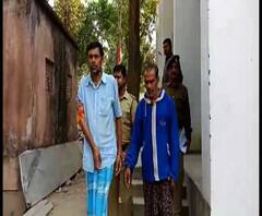 দেগঙ্গার সোয়াই শ্বেতপুরে চোলাইয়ের ঠেকে পুলিশি অভিযান, গ্রেফতার দুই চোলাই কারবারি