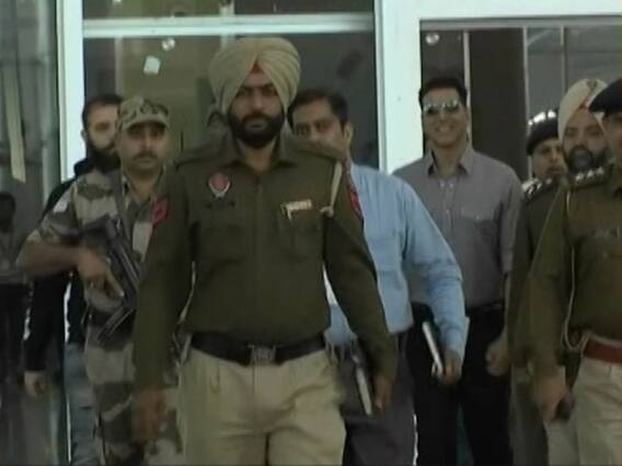 गुरु ग्रंथ साहिब की बेअदबी के मामले में पंजाब SIT ने 2 घंटे तक की अक्षय कुमार से पूछताछ