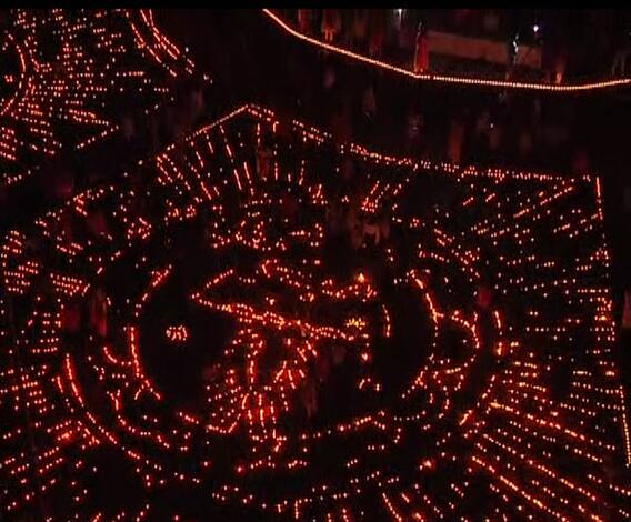 दिवाळीनिमित्त शनिवार वाडा 51 हजार दिव्यांनी उजळला | पुणे | एबीपी माझा