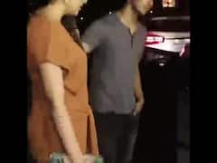 બોલીવુડના સુપરસ્ટારની હોટ પત્નીની કમર પર દિયરે મૂક્યો હાથ, ભાભીએ ઝાટકીને હાથ કરી દીધો દૂર, જુઓ વીડિયો