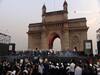 26/11 की दसवीं बरसी पर मुंबई में शहीदों को दी गई श्रद्धांजलि