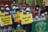 People protest outside Environment Ministry against increasing pollution