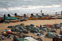 Cyclone Gaja Set To Hit Tamil Nadu Today, Schools And Colleges To Remain Shut