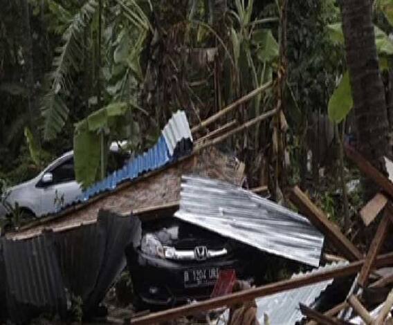 ইন্দোনেশিয়ায় ফের সুনামি, এখনও পর্যন্ত মৃতের সংখ্যা ২২২