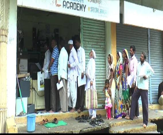 पीक विमा तक्रार निवारण समिती स्थापनेची मागणी | 712 | धुळे | एबीपी माझा