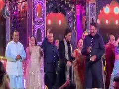 प्री वेडिंग सेरेमनी में एक-दूसरे के साथ थिरके ईशा-आनंद, जमकर नाचे बॉलीवुड सितारे