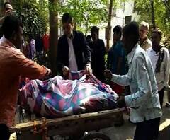 ৩ দিন আগে ভাড়া নেন, খড়দায় ভাড়াবাড়িতে ভিনরাজ্যের প্রৌঢ়ের রহস্যমৃত্যু, আটক দালাল, বাড়িমালিকের ছেলে