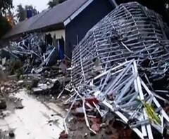 ইন্দোনেশিয়ায় ফের সুনামি-আতঙ্ক, মৃত ১৬৮