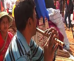 বাঁশি আর একতারার সুরে মুখর পৌষমেলা 