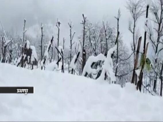 कुदरत ने देश के किए दो भाग, एक हिस्सा उठा रहा मौसम का लुत्फ तो दूसरा झेल रहा इसकी मार