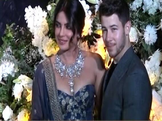 प्रियंका और निक जोनस ने मुंबई में दी शानदार रिसेप्शन पार्टी, कई करीबी दोस्त और परिवार के लोग हुए शामिल 