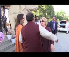 ईशा अंबानी की प्री वेडिंग सेरेमनी में शरीक होने उदयपुर पहुंचे बॉलीवुड के तमाम दिग्गज सितारें