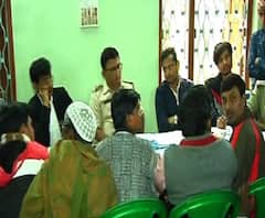ভাঙড়ে বন্ধ পাওয়ার গ্রিড তৈরির কাজ, চলছে প্রশাসন-জমি রক্ষা কমিটির বৈঠক