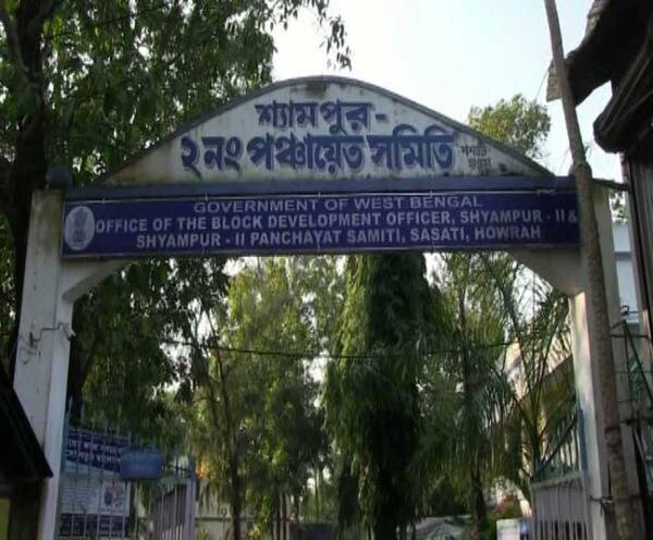 হাওড়ার শ্যামপুরে নাকোল গ্রাম পঞ্চায়েতে ১০০ দিনের কাজে দুর্নীতির অভিযোগ, আরও খবর একঝলকে হাওড়ার শ্যামপুরে নাকোল গ্রাম পঞ্চায়েতে ১০০ দিনের কাজে দুর্নীতির অভিযোগ, আরও খবর একঝলকে