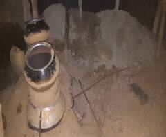 ঝাড়গ্রামে চোলাইয়েক ঠেকে পুলিশি অভিযান, নষ্ট সসরঞ্জাম, গ্রেফতার ১