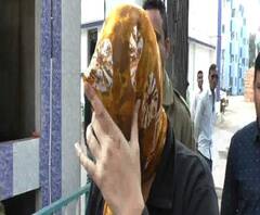 খড়দহ হত্যা: প্রতুলের চাপে বিভিন্ন ব্যাঙ্ক থেকে ঋণ নিতে হয় অদিতিকে, বন্ধক দিতে হয় গয়না, দাবি পুলিশের কাছে 