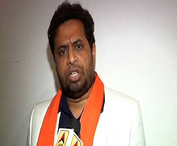 পশ্চিমবঙ্গে গণতন্ত্র নেই, পিসি-ভাইপোর দল চলছে, বিজেপিতে যোগ দিয়ে বিস্ফোরক সৌমিত্র খাঁ