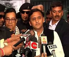ব্রিগেডে যোগ দিতে কলকাতায় পৌঁছলেন অখিলেশ, বললেন দেশ এবার বদল চায়