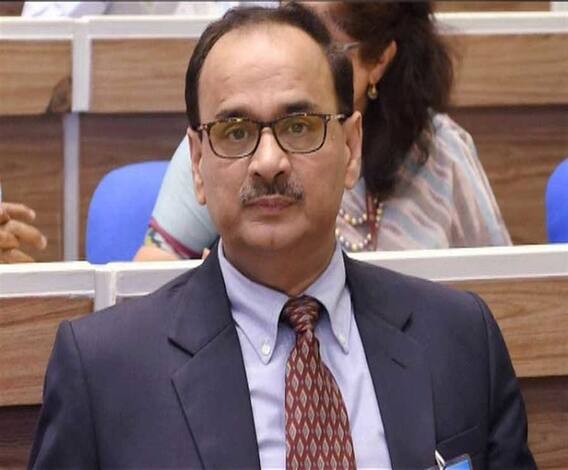 সিবিআই অধিকর্তা অলোক বর্মাকে সরাল মোদি-নেতৃত্বাধীন সিলেক্ট কমিটি