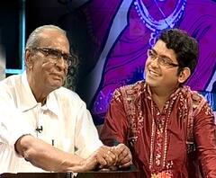 প্রয়াত সঙ্গীতশিল্পী দ্বিজেন মুখোপাধ্যায়, ‘মহিষাসুর মর্দিনী’তে তাঁর কণ্ঠে ‘জাগো দুর্গা জাগো দশপ্রহরণধারিণী’ বাঙালির কাছে আজও অবিস্মরণীয়, বাঙালির কাছে এখনও মহালয়া মানেই ‘মহিষাসুর মর্দিনী’...এবিপি আনন্দয় এসে সেই অনুষ্ঠান নিয়ে নানা অজানা কথা জানিয়েছিলেন দ্বিজেন মুখোপাধ্যায়