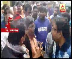 রাস্তা মেরামতি নিয়ে উত্তেজনা,তৃণমূল কাউন্সিলরকে ঘিরে বিক্ষোভ