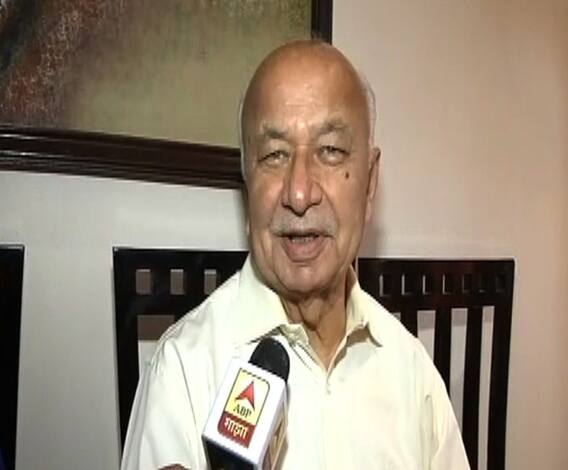 VIDEO | प्रियांका गांधींच्या नियुक्तीपदावर सुशिलकुमार शिंदे यांची प्रतिक्रिया | मास्टरस्ट्रोक | एबीपी माझा