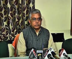মমতা-স্তুতিতে পঞ্চমুখ দিলীপ, শোরগোল পড়ায় অবস্থান বদল