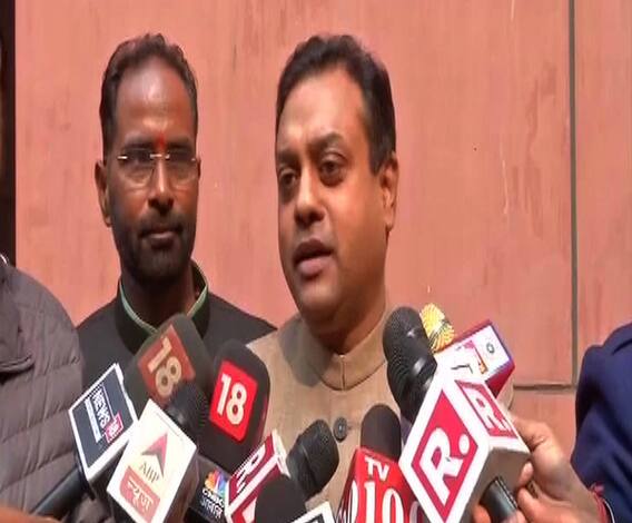 VIDEO | राहुल गांधी अपयशी असल्यामुळे प्रियंकांची नियुक्ती केली- संबित पात्रा | एबीपी माझा