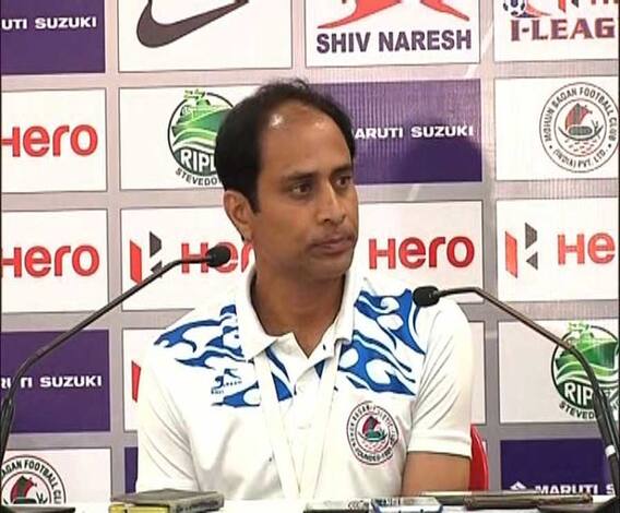 ঘরের মাঠে রিয়েল কাশ্মীরের কাছে হার, পদত্যাগ মোহনবাগান কোচ শঙ্করলাল চক্রবর্তীর