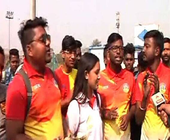 যুবভারতীতে ফের জ্বলল মশাল, মরসুমের শেষ ডার্বির রংও লাল হলুদ