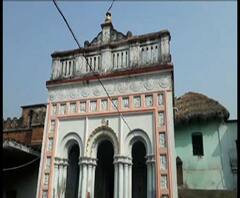 ফের বীরভূমে মন্দিরে চুরি, মুরারই ও দুবরাজপুর থানা এলাকায় দুটি মন্দিরের তালা ভেঙে গয়না, টাকা লুঠের অভিযোগ