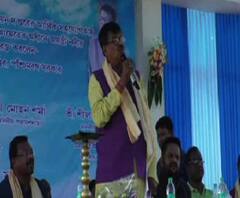 সরকারের ভর্তুকি সত্ত্বেও অনেক আদিবাসীর অভিযোগ, তাঁরা ২ টাকা কেজি চাল পান না, আলিপুরদুয়ারে প্রকাশ্য সভায় অস্বস্তিতে উত্তরবঙ্গ উন্নয়নমন্ত্রী
