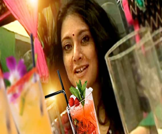 ফ্যাশনের কারিগর বেরিয়ে পড়েছেন খাবারের খোঁজে। অগ্নিমিত্রা পাল পৌঁছে গেছেন রাজস্থানী রেস্তোরাঁয়। চেখে দেখলেন নতুন নতুন সব খাবার