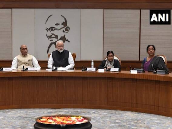 Pulwama Attack: સંરક્ષણ મંત્રી વી.કે. સિંહે CCSની બેઠક પછી શું કહ્યું? જુઓ વીડિયો