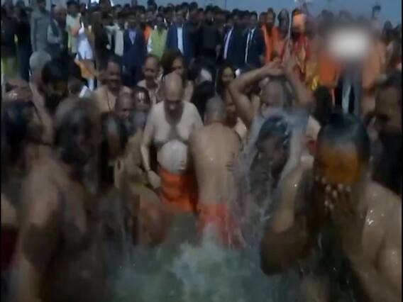 ભાજપ અધ્યક્ષ અમિત શાહે કુંભમાં કર્યું સ્નાન, જુઓ વીડિયો