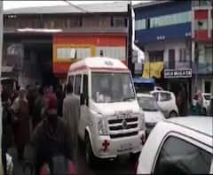 জম্মু-কাশ্মীরের পুলওয়ামায় বেসরকারি স্কুলে বিস্ফোরণ, আহত ১২ ছাত্র