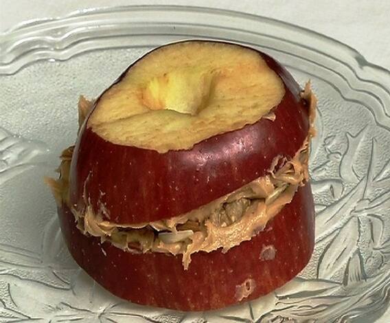 VIDEO | पौष्टिक अॅप्पल सॅण्डवीच कसं बनवाल? | घे भरारी | खा हेल्दी | एबीपी माझा