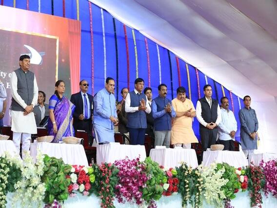 કેન્દ્રીય મંત્રી મનસુખ માંડવિયાની જાહેરાત, રાજકોટ-જેતપુર વચ્ચે સિક્સ લેન હાઇવે બનશે, જુઓ વીડિયો