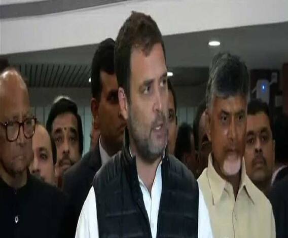 সেনাবাহিনীর বীরত্ব নিয়ে রাজনীতি করছে শাসক দল, সঙ্কীর্ণ রাজনীতির উর্ধ্বে রাখা উচিত সেনাবাহিনীকে, মন্তব্য রাহুল গাঁধীর