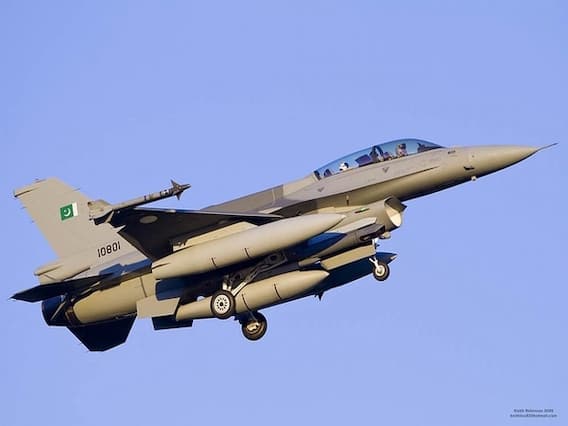 Breaking : પાકિસ્તાન F-16 વિમાનને ભારતે તોડી પાડ્યું, જુઓ વીડિયો 