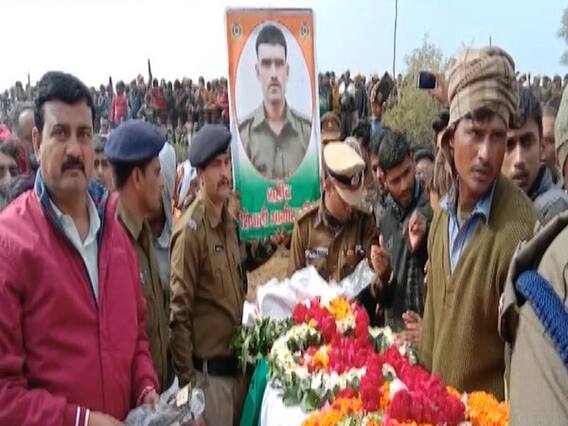 पुलवामा आतंकी हमलों के शहीदों को दी गई अंतिम विदाई, रो पड़ा पूरा देश, देखिए पंचनामा का फुल एपिसोड