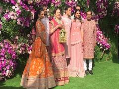 આકાશ અંબાણીના લગ્નમાં નીતા અંબાણી સાથે જોવા મળી આ યુવતી? જુઓ વીડિયો