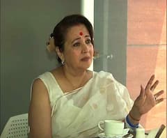 সঙ্গীতশিল্পী হিসাবে আমি বাবুলের জন্য গর্ব অনুভব করি, কিন্তু রাজনীতির ময়দানে ওকে নিয়ে ভাবি না, মন্তব্য আসানসোলের তৃণমূল প্রার্থী মুনমুন সেনের