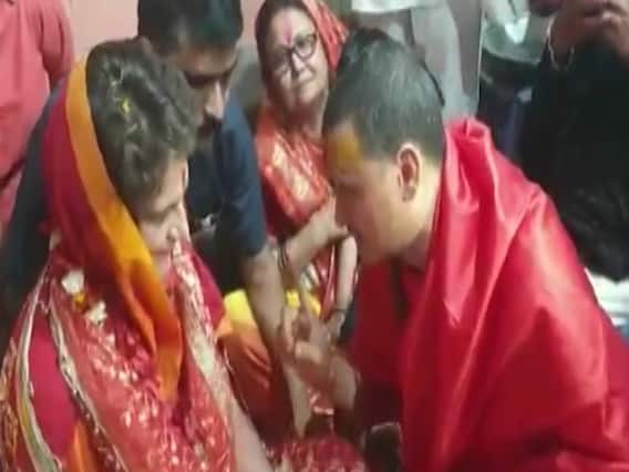 मजार पर 'मन्नत' और मंदिर में प्रियंका गांधी का 'विजय संकल्प' ! सॉफ्ट हिंदुत्व से जीतेगी कांग्रेस ? 
