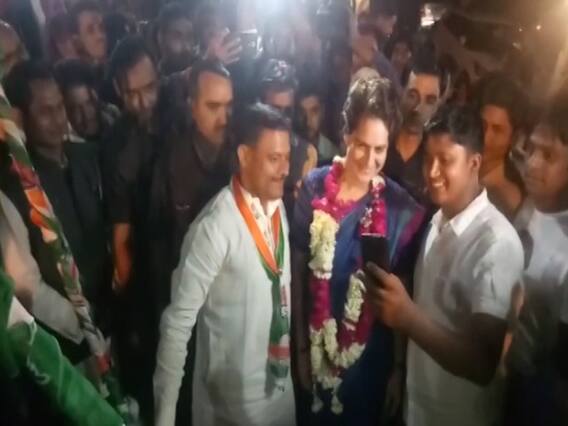 When Priyanka Gandhi shared a light moment with Congress workers