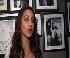 এবিপি আনন্দ মহাযুদ্ধ: না ভালবাসলে ভোট দিও না, নারীকে অসম্মান কেন, সোশ্যাল মিডিয়ায় ট্রোলিং নিয়ে প্রতিক্রিয়া যাদবপুর কেন্দ্রের তৃণমূল প্রার্থী মিমি চক্রবর্তীর
