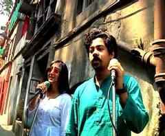 ভোটের বাদ্যি: ঋদ্ধি ও সুরঙ্গনার গলায় নির্বাচনের গান