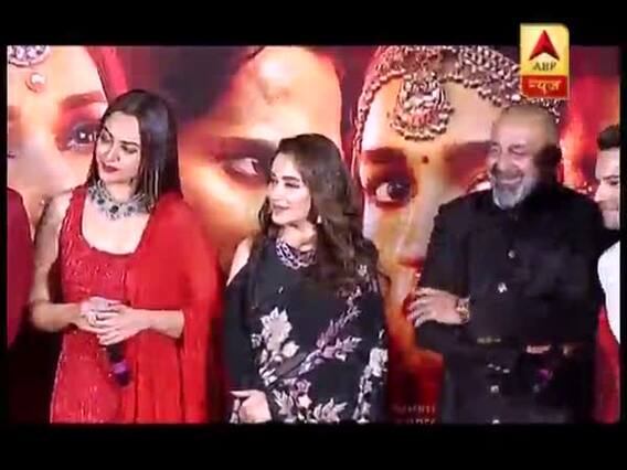 'कलंक' के ट्रेलर लॉन्च के मौके पर माधुरी ने कुछ यूं श्रीदेवी को किया याद