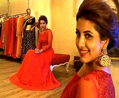 প্রমোশন থেকে পার্টি, সবেতেই হাজির থাকতে হয় অভিনেতা-অভিনেত্রীদের, রুক্মিনীও ব্যতিক্রম নন, তাই মুড অনুযায়ী শপিং করতে পৌঁছে গেছেন এক ফ্যাশন স্টোরে, দেখুন, লাইফ স্টাইল