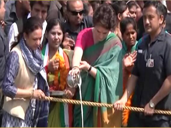 Priyanka Gandhi Vadra rides boat to test political waters in UP